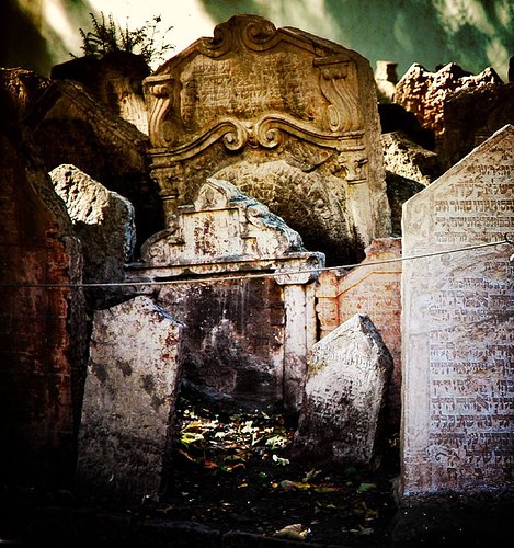 cementerio judio de praga by cuellar