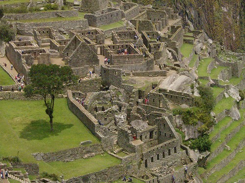 Machu Picchu by Eddy Pedro